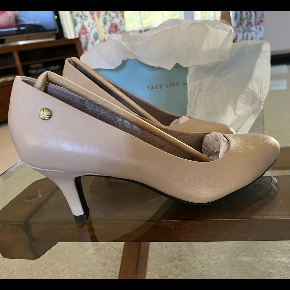 New in Box Life Stride Heels